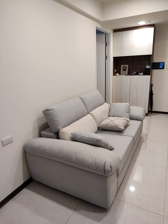 YKS 波恩三人座布沙發∣台中南屯客人沙發開箱實拍-2 YKS 波恩三人座布沙發|台中南屯沙發開箱實拍|擇木深耕系列熱銷款