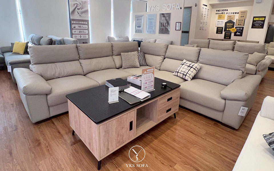 高雄大坪數客廳沙發擺放示意圖｜L 型沙發空間配置