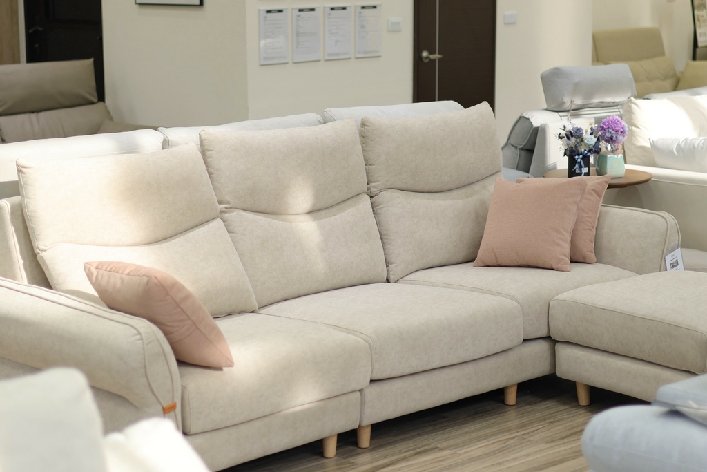 部落客體驗YKS擇木深耕貓抓布沙發