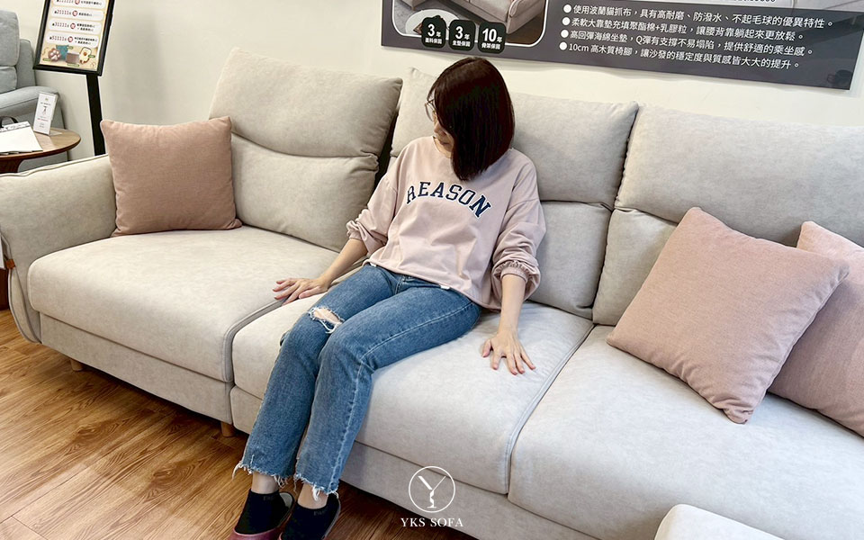 竹北沙發推薦｜三人沙發搭配腳椅的實際展示